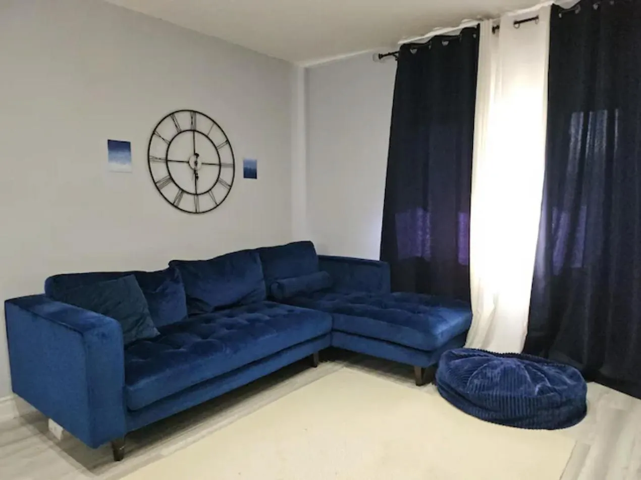 Modern East York Retreat 20 Mins To Dt Toronto Apartment Canada